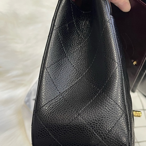Chanel jumbo caviar gold hardware - Picture 14 of 16